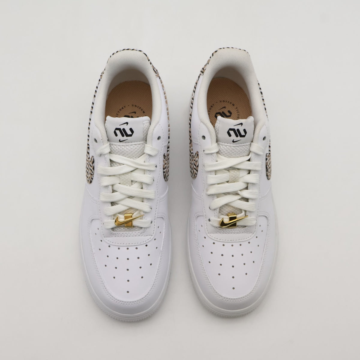 DZ2709-100 Nike WMNS Air Force 1 Low United in Victory White