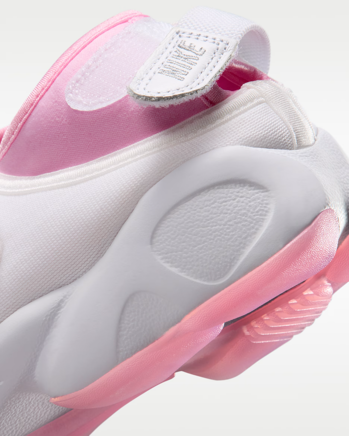 IV6058-100 Nike Air Rift "White/Pink Rise" (Women's)