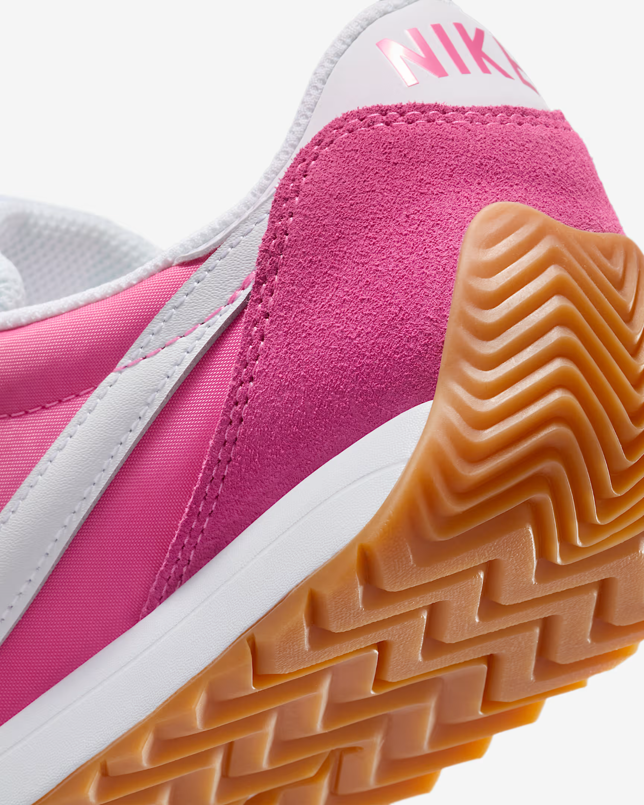 HM4771-600 Nike  Pacific Pinksicle Gum Light Brown Total Orange White (Women's)
