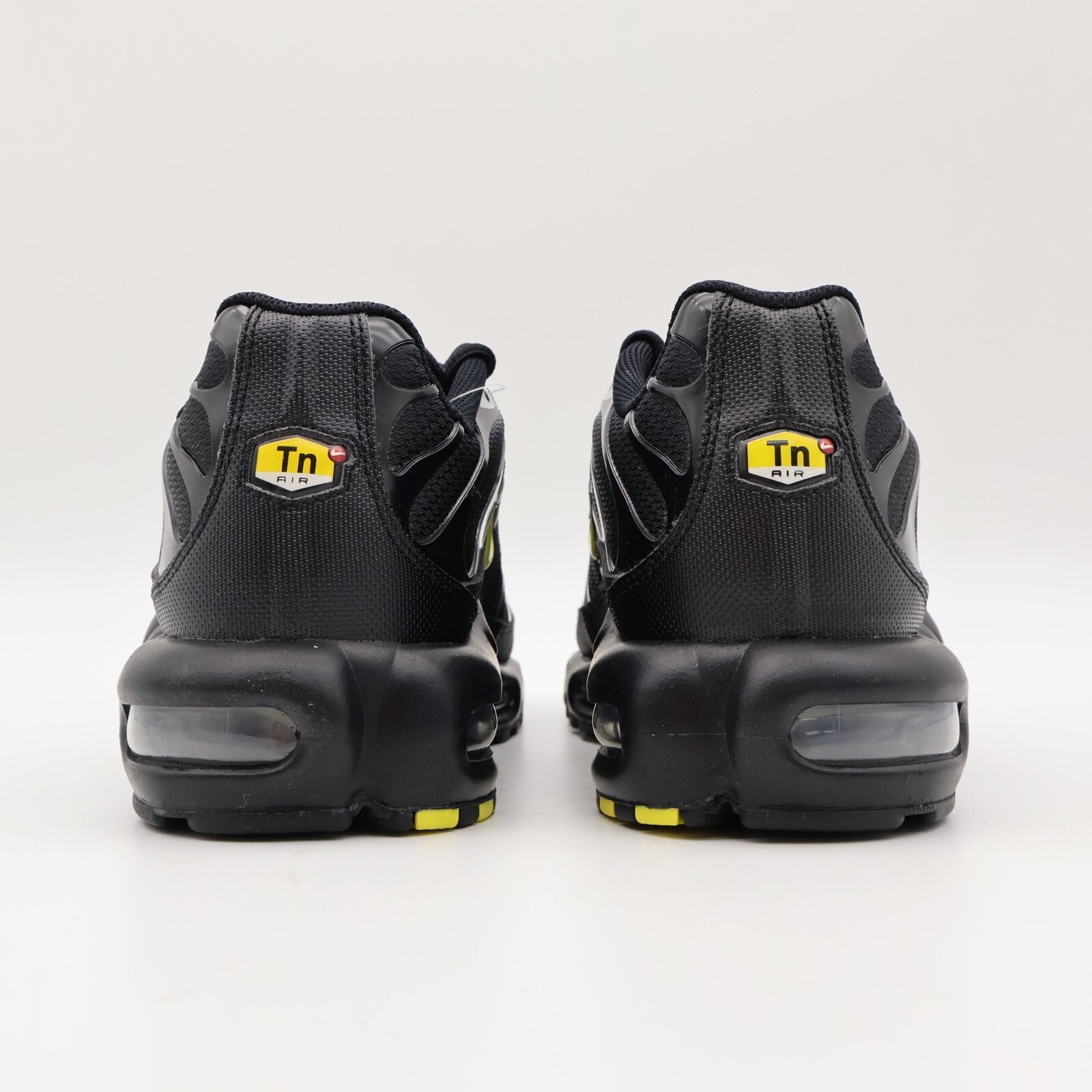 DM0032-012 Nike Air Max Plus Wolf Grey Black Opti Yellow (Men's)