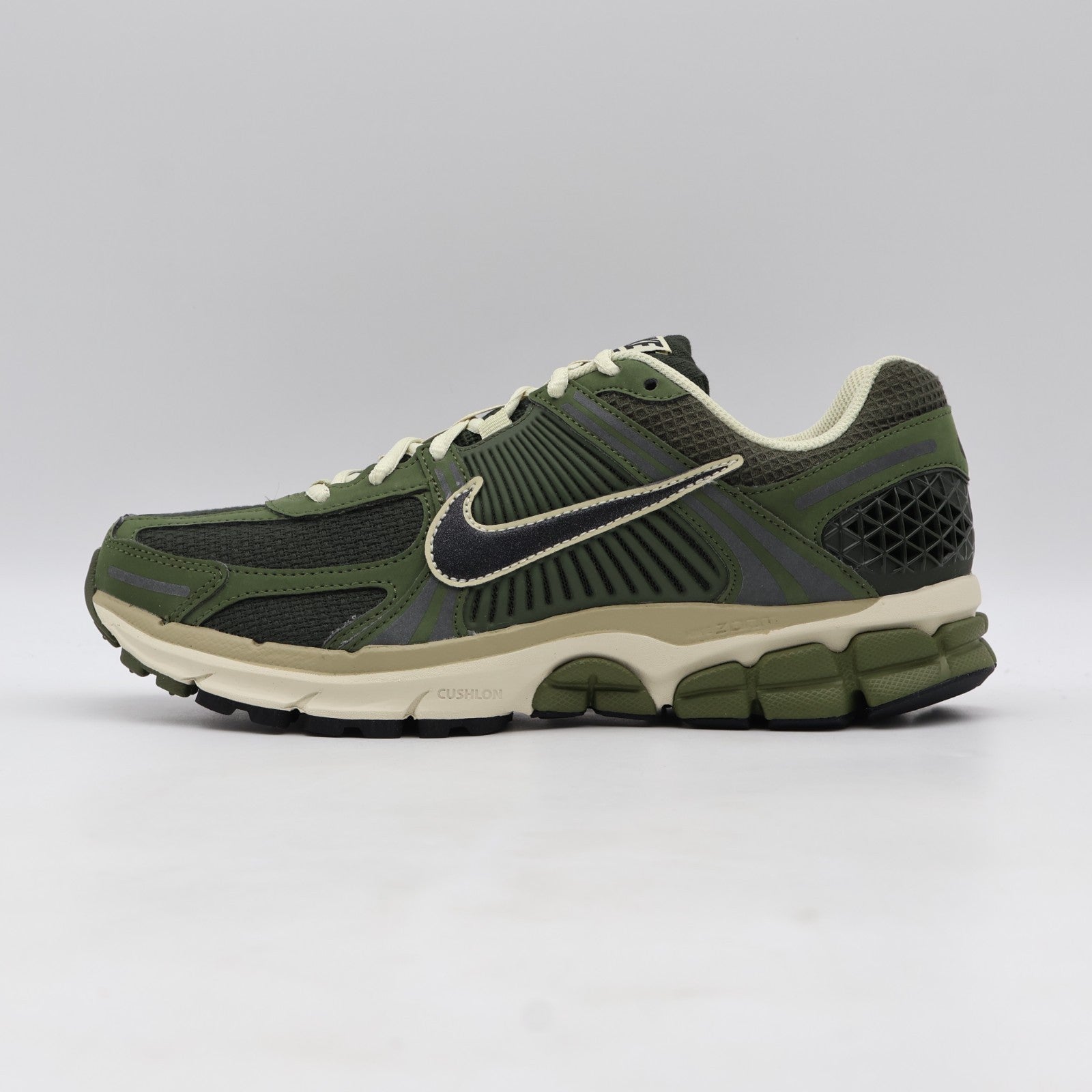 IB2987-300 Nike Vomero 5 Army Olive (Men's)