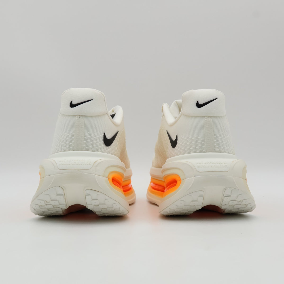 IQ4035-100 Nike Vomero Premium Sail Coconut Milk Total Orange (Men's)