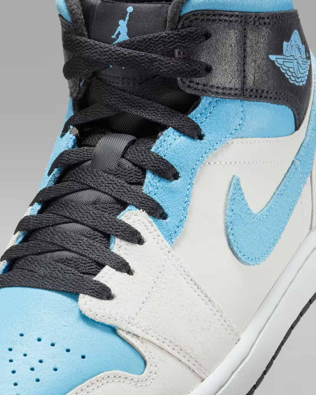 IM6567-121 Nike Air Jordan 1 Mid SE Blue Chill (Men's)