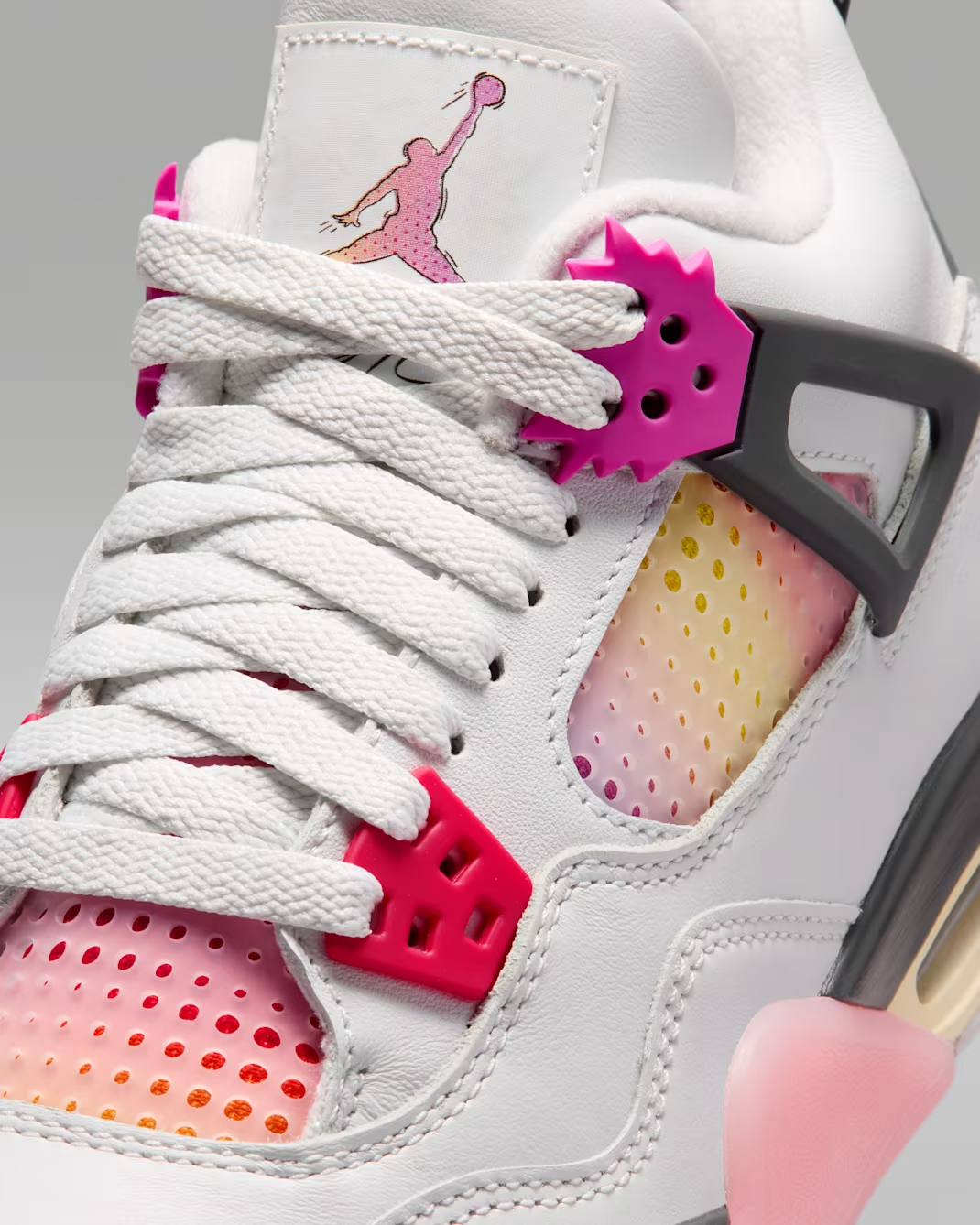 IO2361-100 Nike GS Air Jordan 4 "Comic" (Kids)