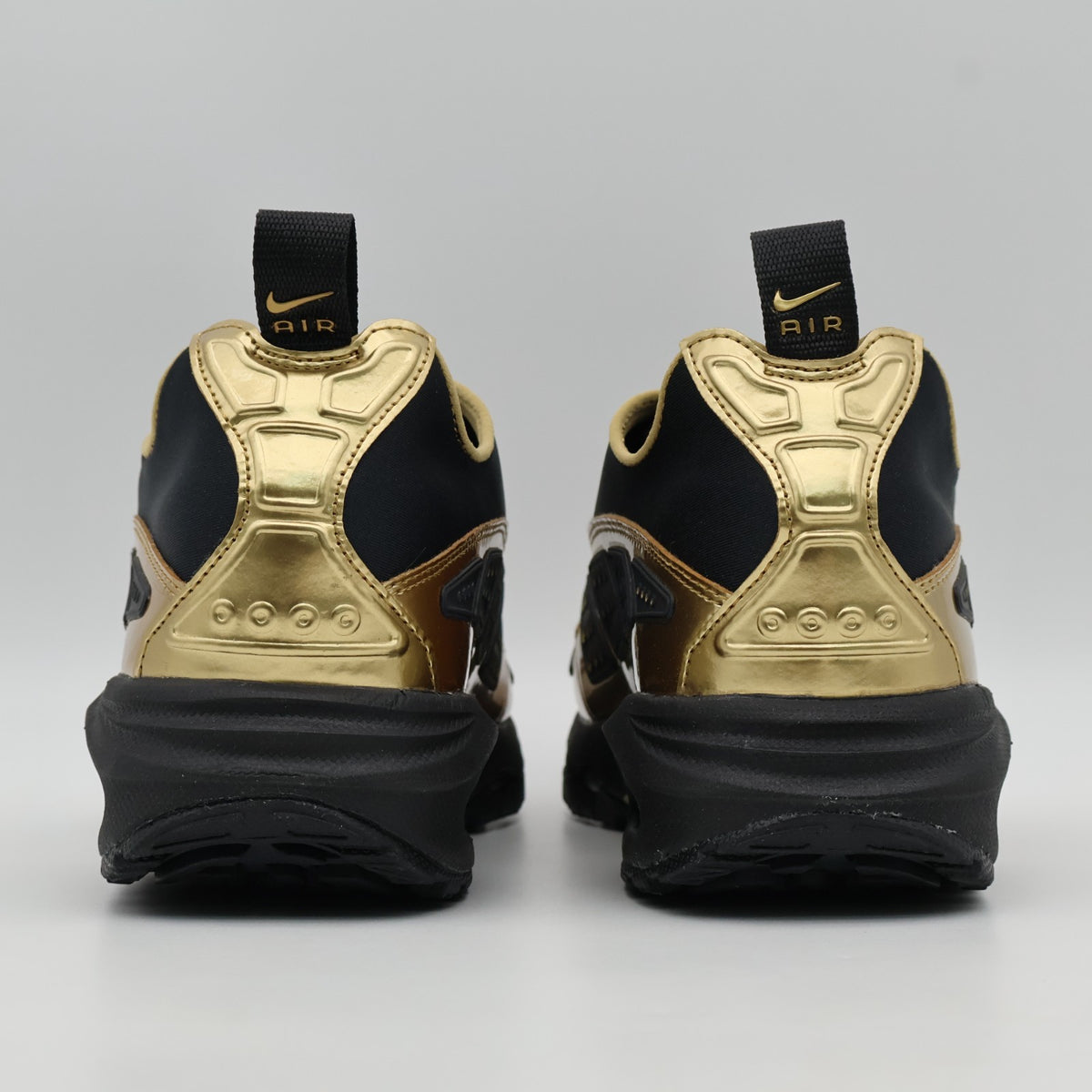 HJ4130-002 Nike Air Max SNDR Black and Metallic Gold (Women's)