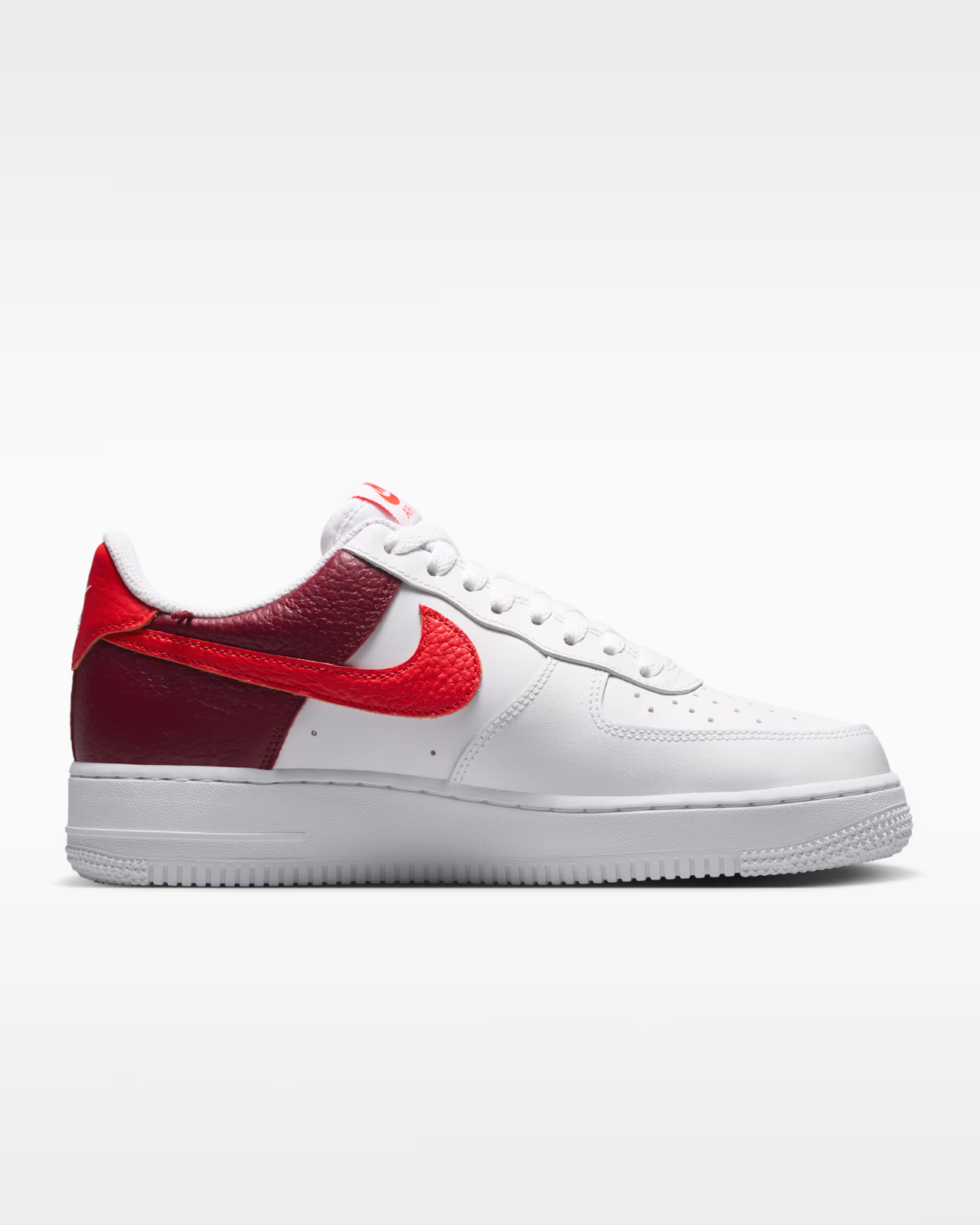 IR0872-101 Nike Air Force 1 '07 "White/Light Crimson" (Women's)