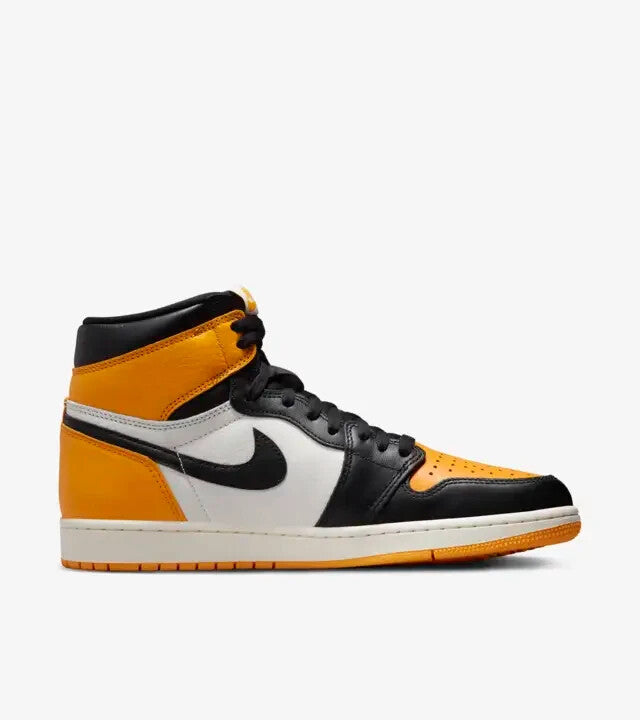 555088-711 Nike Air Jordan 1 Retro High OG Yellow Toe 2022 black white