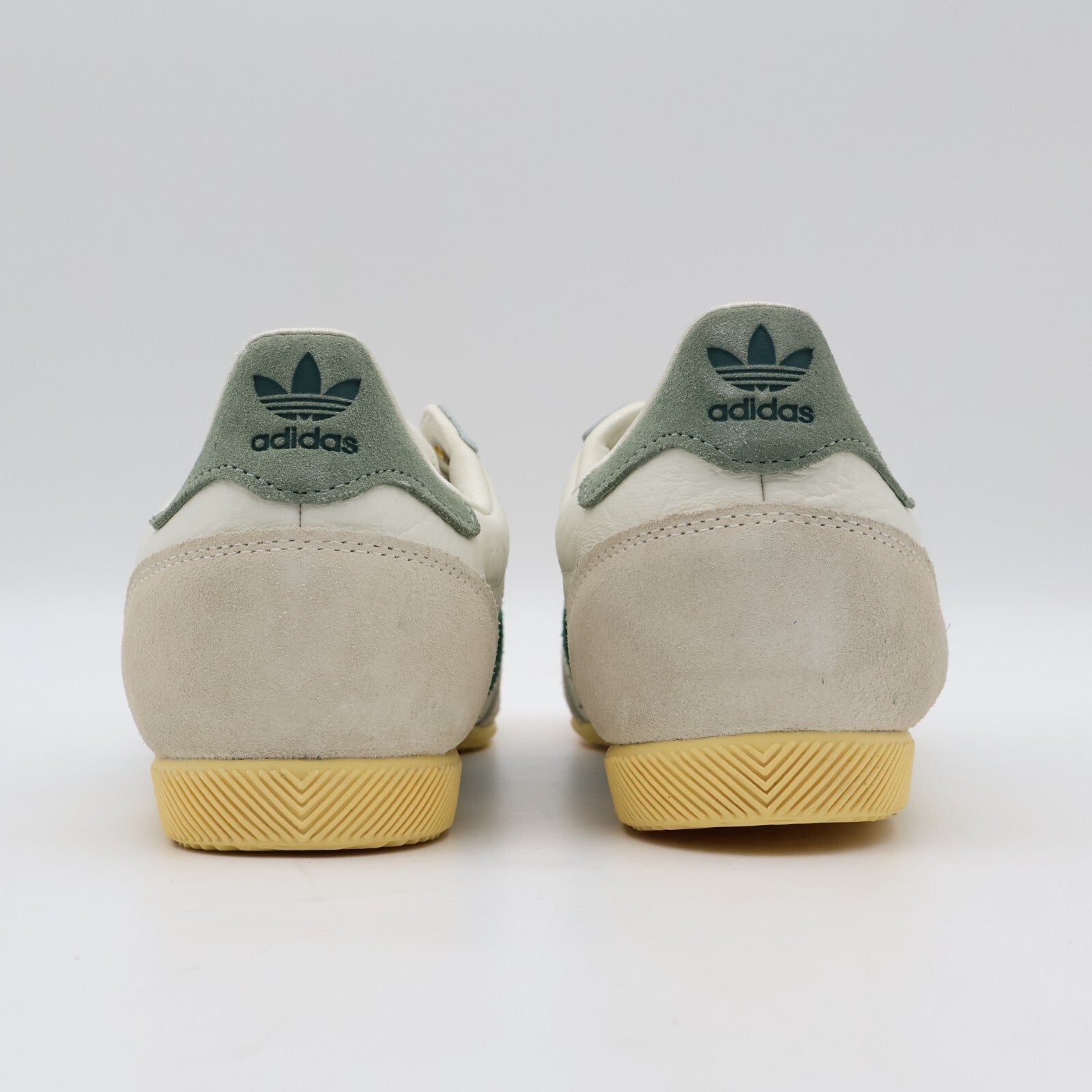 JI2663 adidas Originals Japan Off White Collegiate Green Orange Tint (Women's)