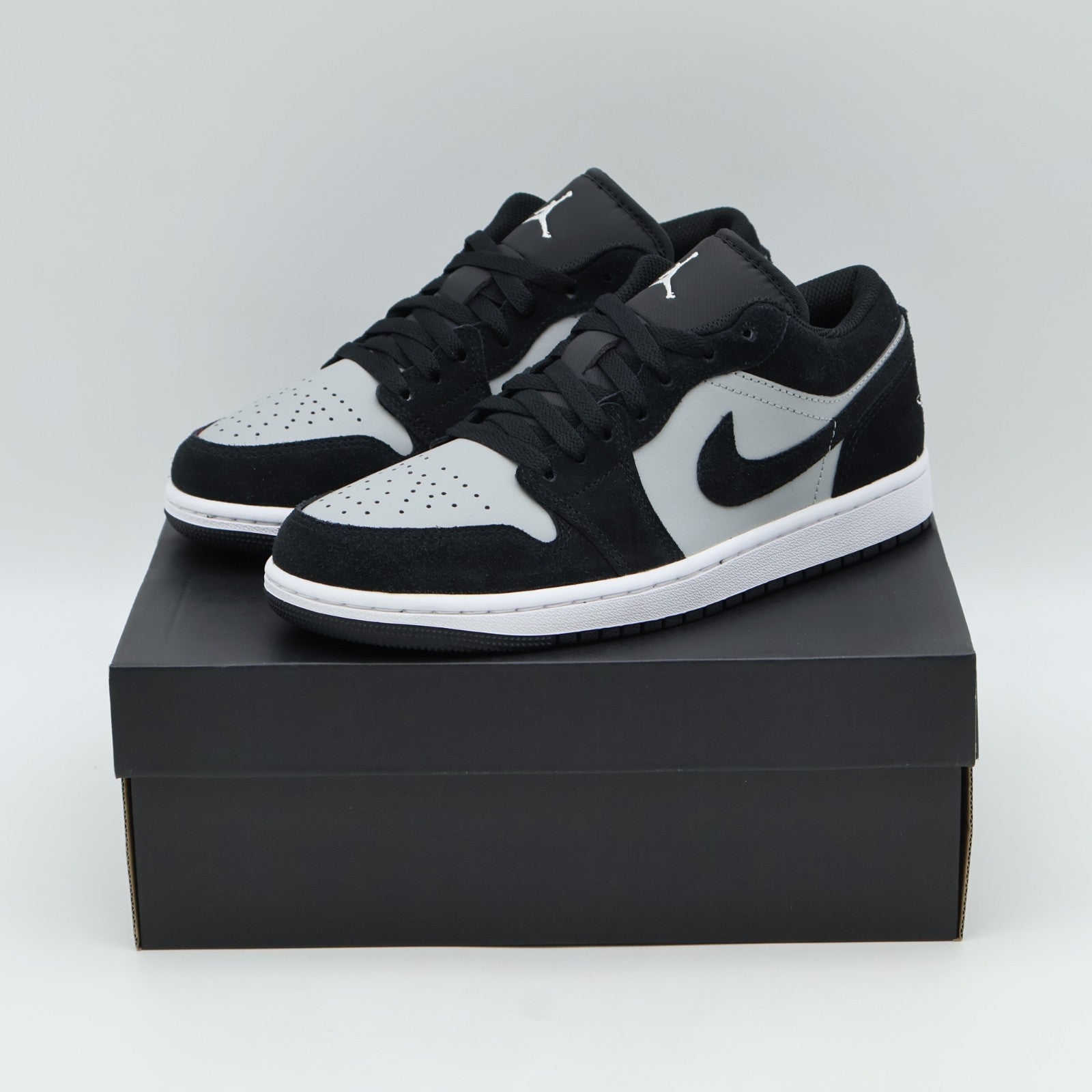 553558-048 Nike Air Jordan 1 Low "Black/Light Smoke Grey/White" (Men's)