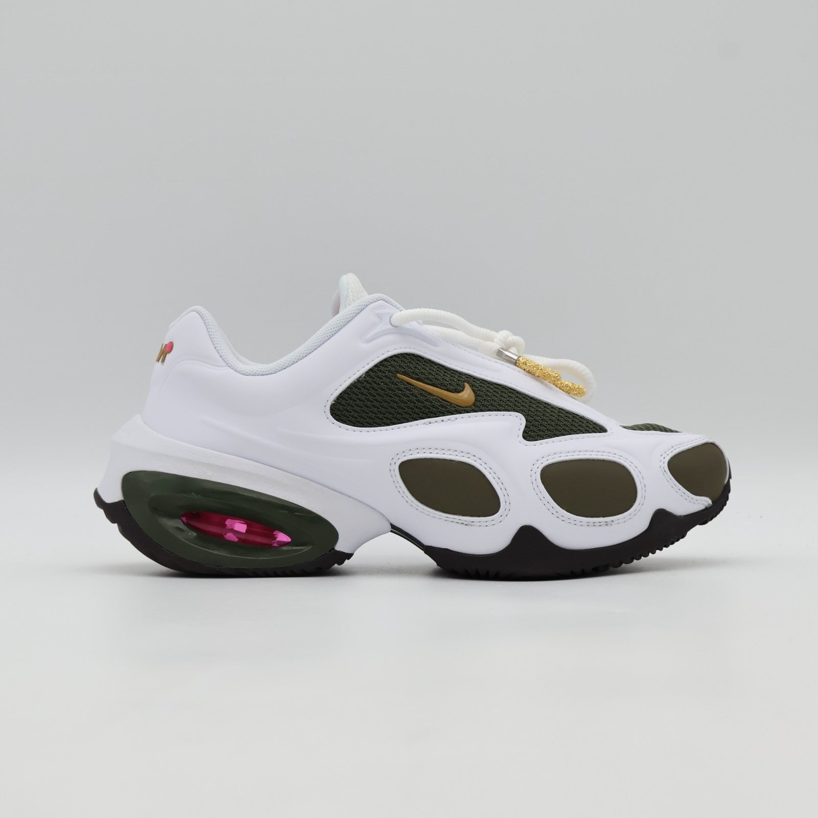 HV9928-100 Veneda Carter Ã Nike Air Max Muse White Cargo Khaki (Women's)