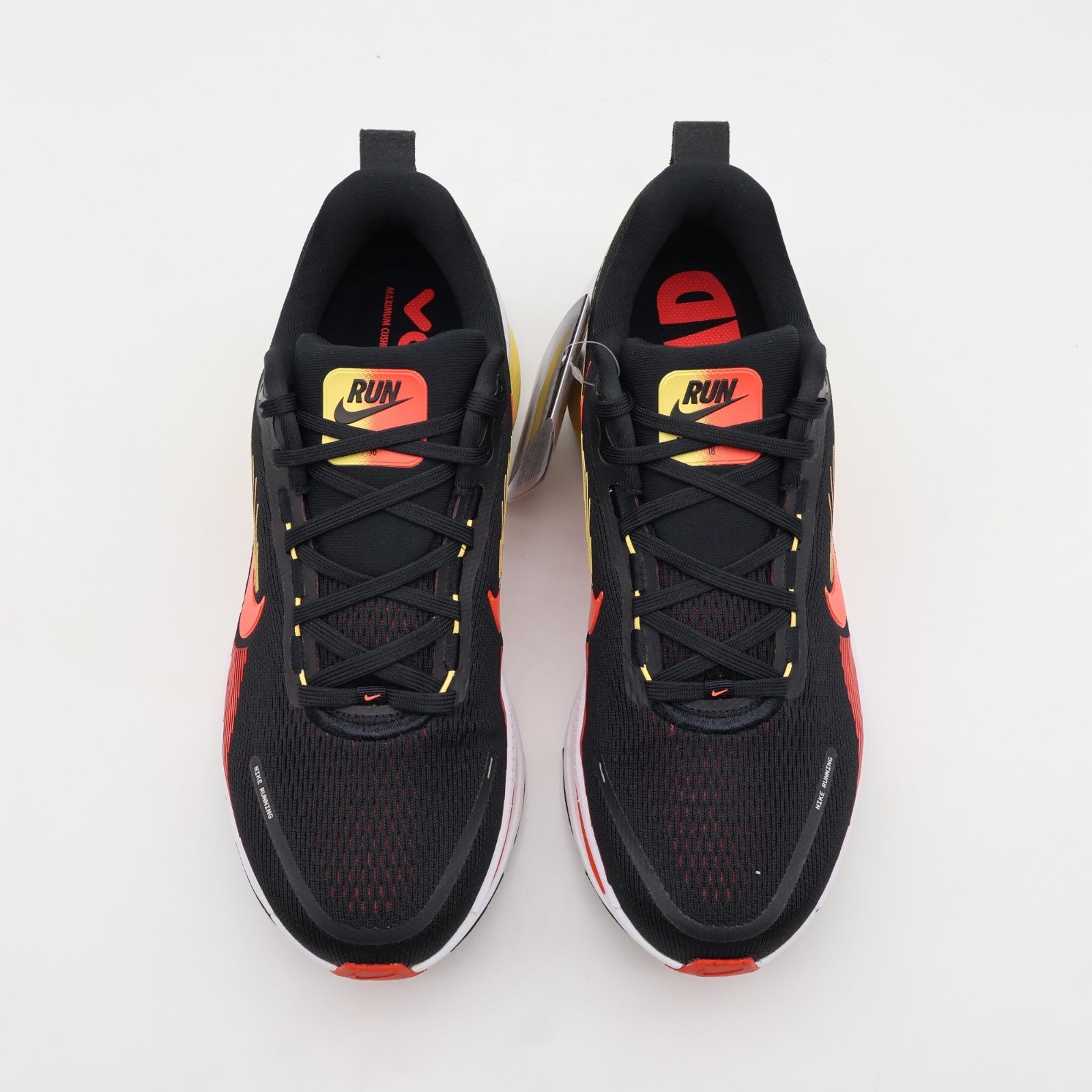 IF0514-016 Nike Vomero 18 Black Light Crimson Topaz Gold Bright Crimson (Men's)