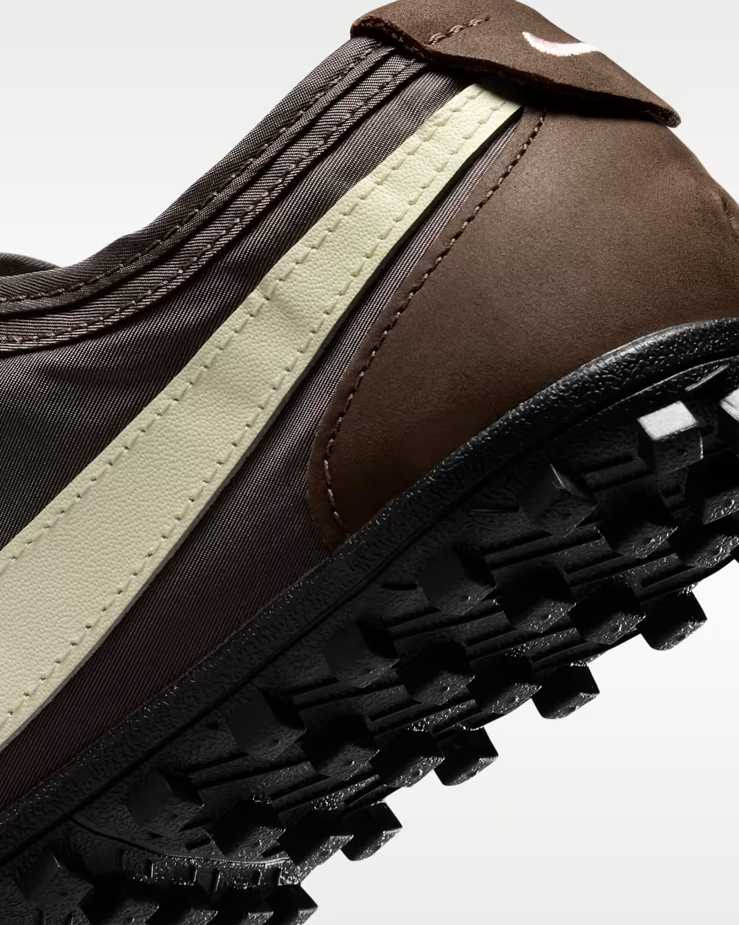 IW0955-201 Nike Moon Shoe OG "Baroque Brown/Black/Cashmere" (Women's)