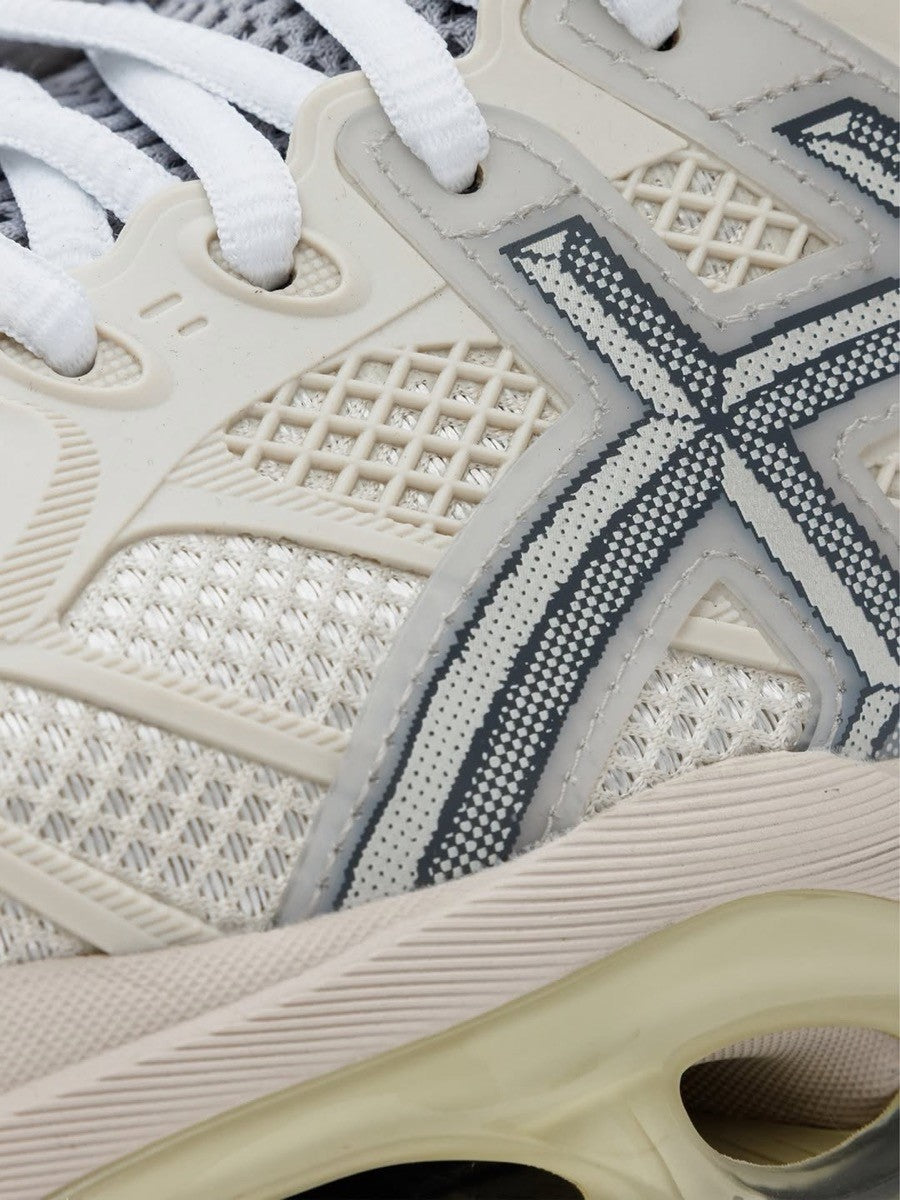 SNDN-SNKR-10878 Hidden NY Ã Asics Gel-Kinetic 2.0 V2 Light Grey Castle