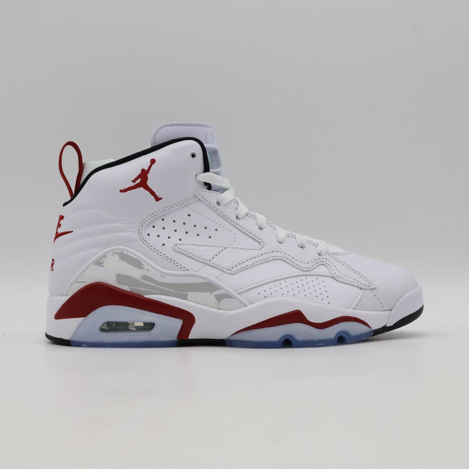 DZ4475-106 Nike Jordan MVP Bulls (Men's)