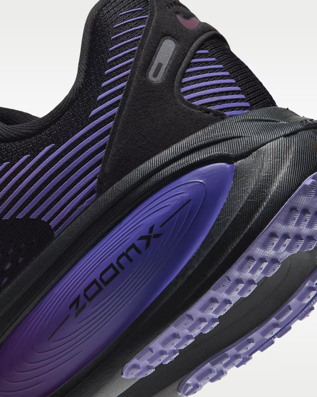 HM6804-014 Nike Vomero 18 "Black/Persian Violet" (Women's)