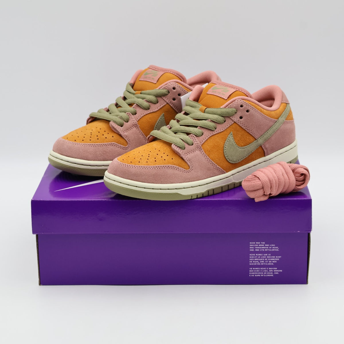 HJ4135-600 Nike SB Dunk Low Pro Red Stardust and Monarch (Men's)