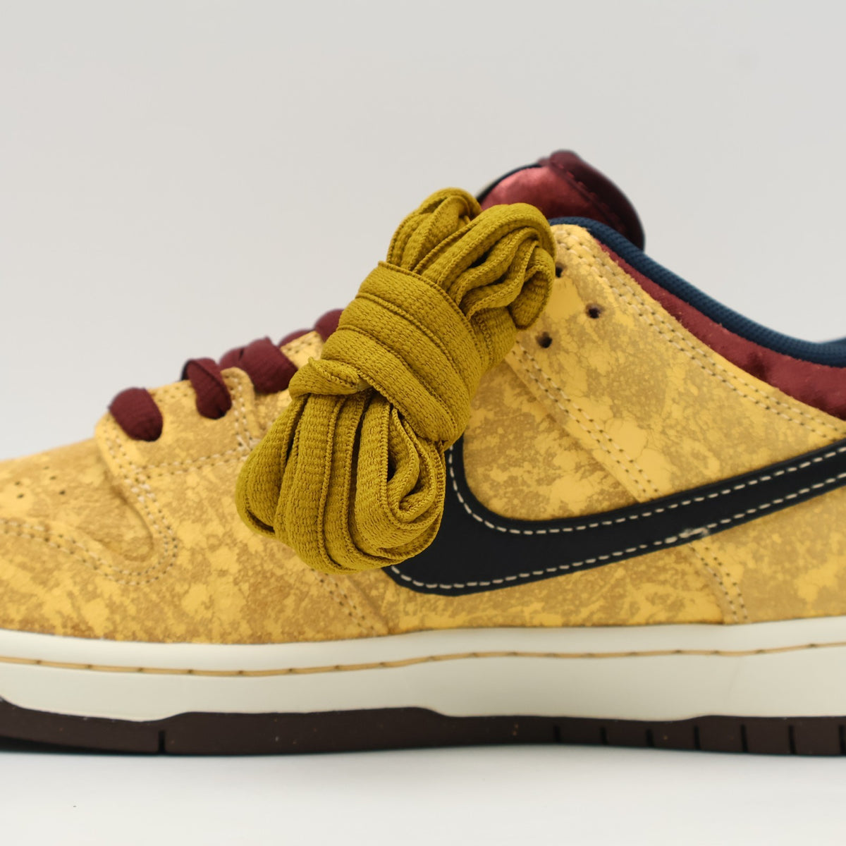 FZ1278-200 Nike SB Dunk Low City of Cinema (Men's)