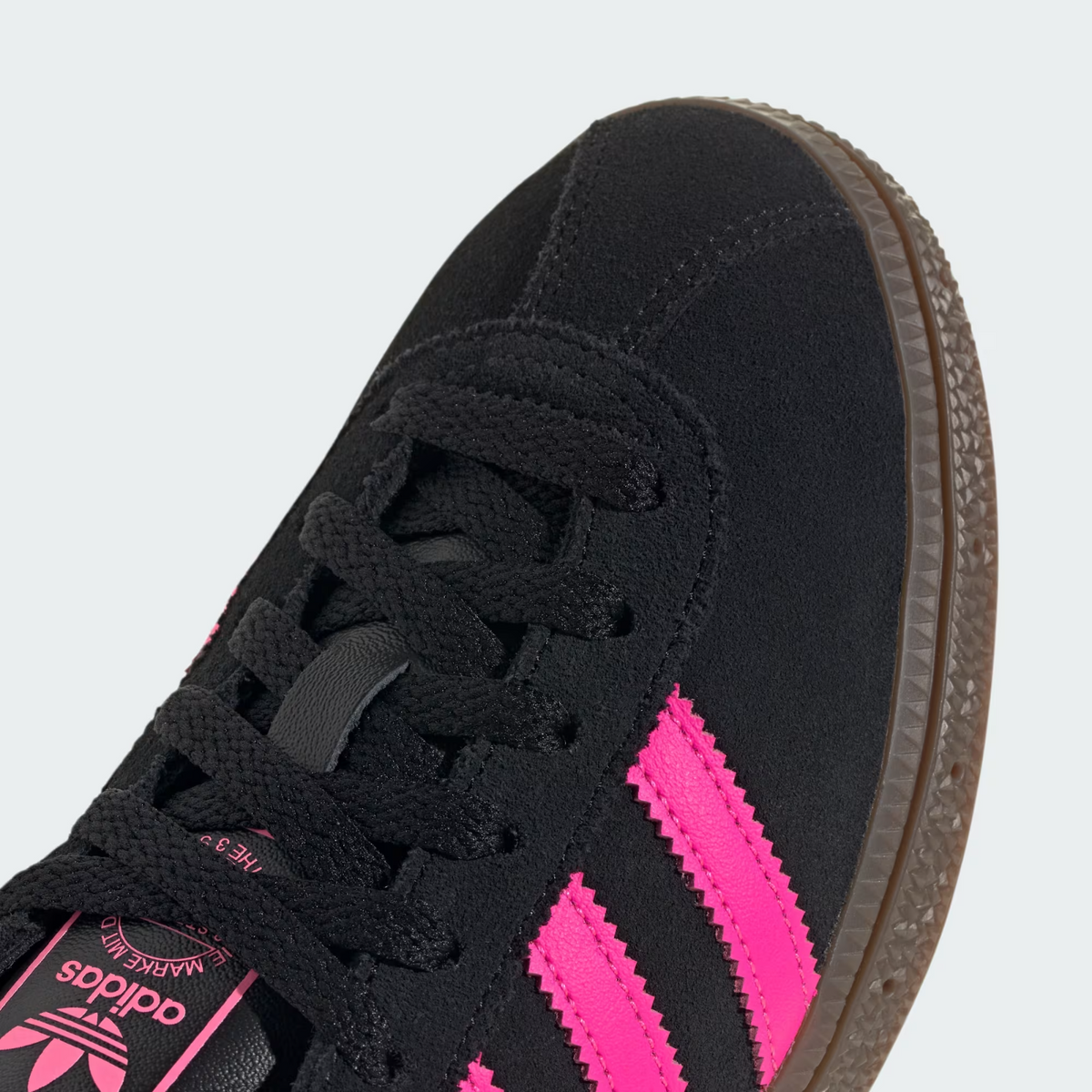 JS4000 adidas Originals Munchen Core Black Lucid Pink Gum (Men's)