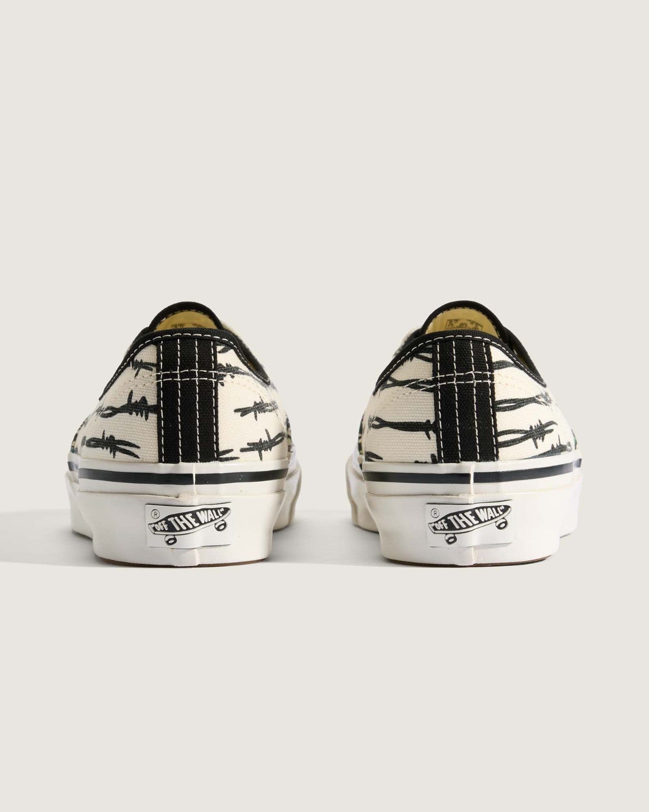VN000D9NF0B Vans Premium Authentic Daisy Wire (Men's)