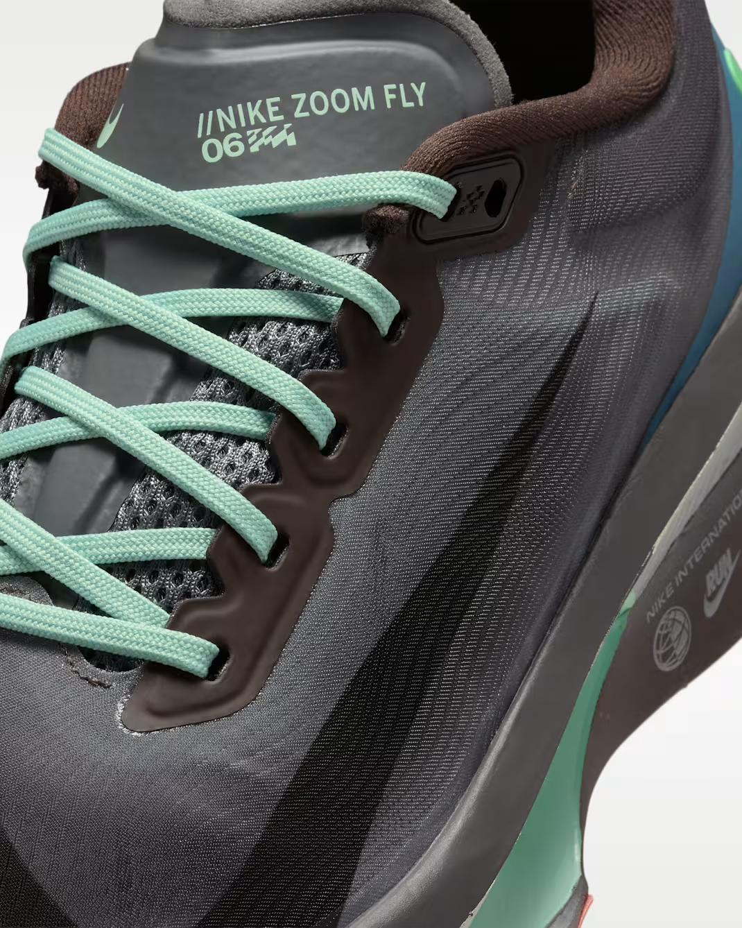 IW2352-200 Nike Zoom Fly 6 "Baroque Brown/Smoke Grey/Ironstone/Black" (Men's)
