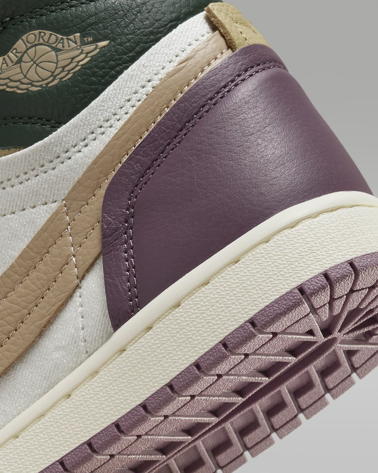 FB9891-300 Nike Air Jordan 1 High MM Galactic Jade (Women's)