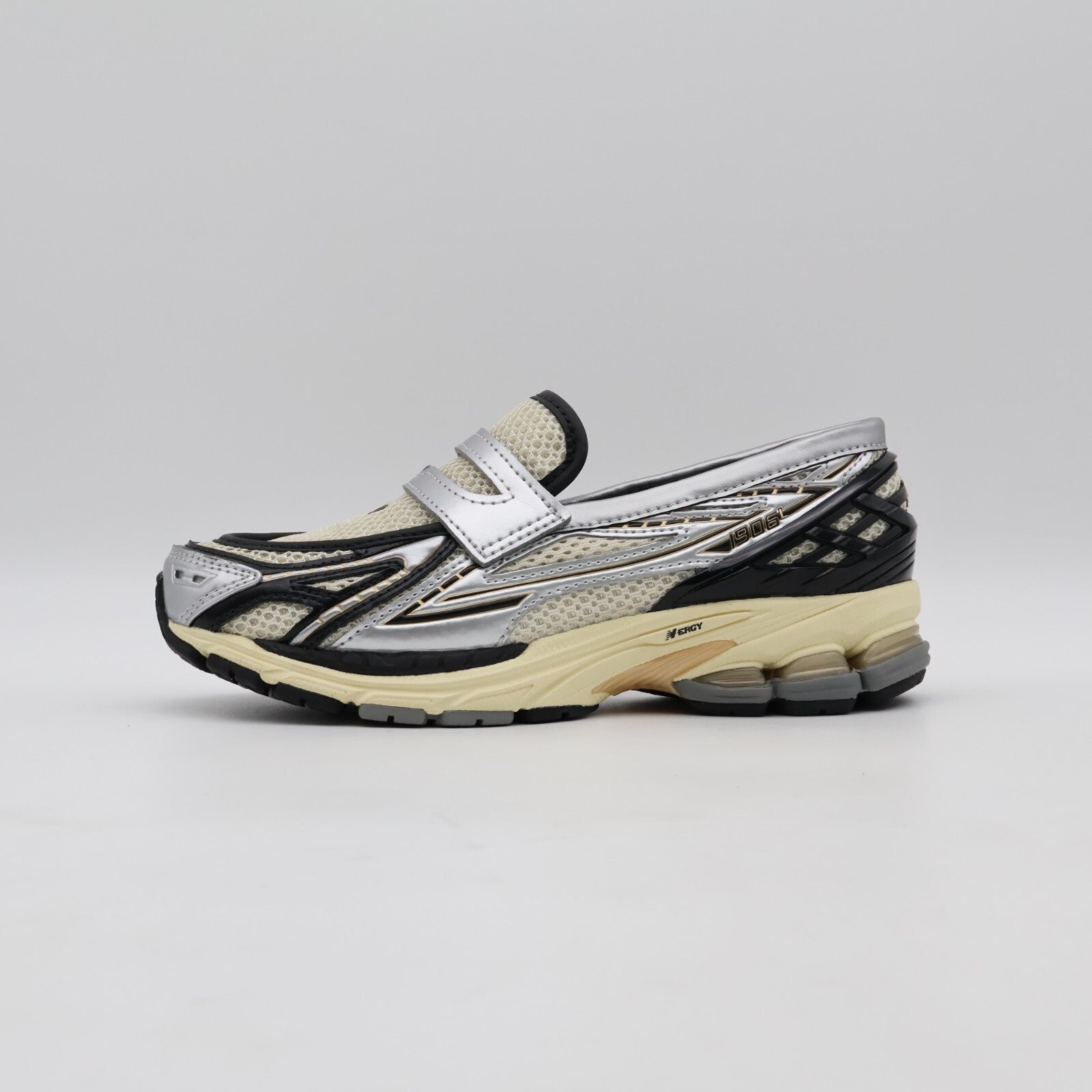 U1906LOB New Balance 1906L Silver Metallic Cream (Men's)