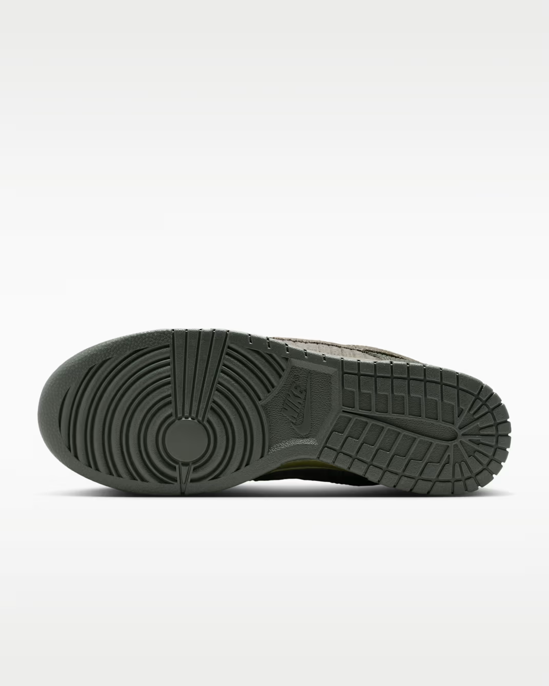 IB7746-300 Nike Dunk Low Retro PRM "Cargo Khaki/Medium Olive" (Men's)