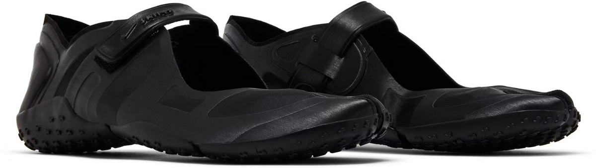 IQ7158-001 SKIMS Ã Nike Rift Mesh "Black" (Women's)