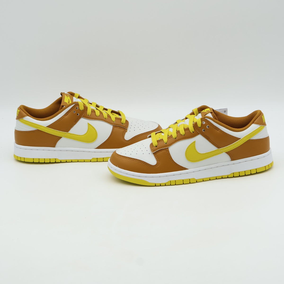 HF5441-113 Nike Dunk Low Retro Summit White Desert Ochre White (Men's)