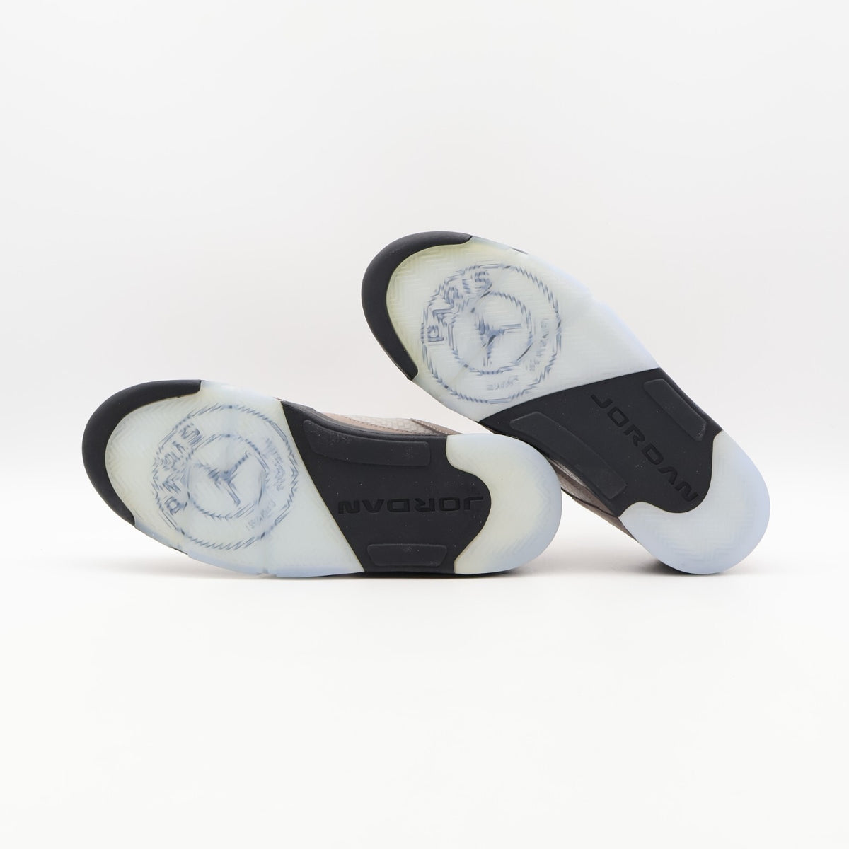 DX6325-204 Nike Air Jordan 5 Retro Low Paris Saint-Germain Paname PSG (Men's)
