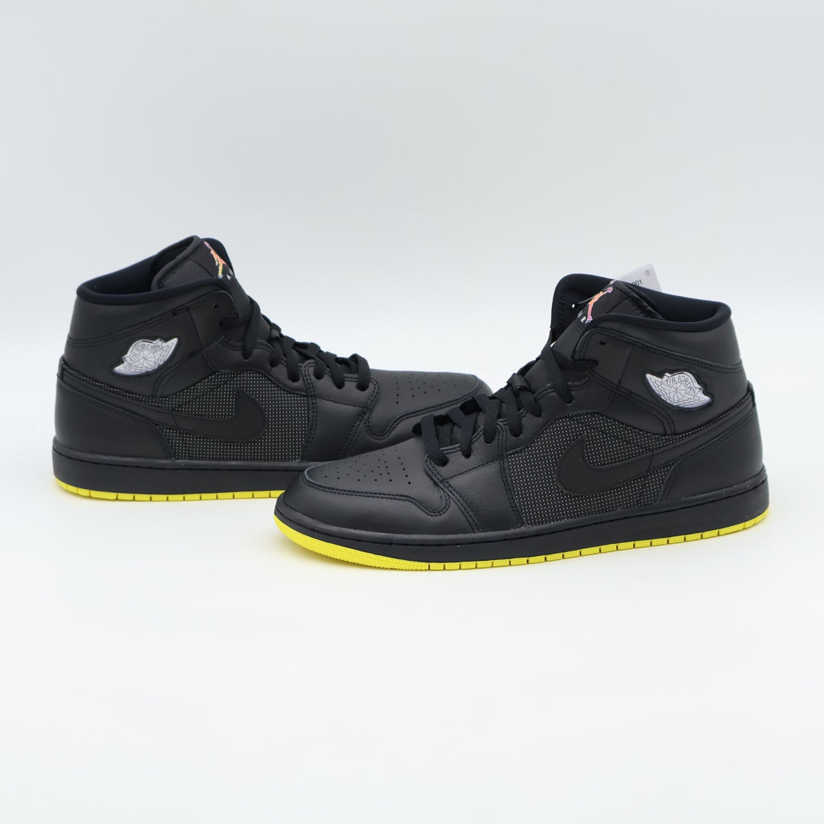 IO2052-001 Nike Air Jordan 1 Mid SE "Black/Opti Yellow" (Men's)