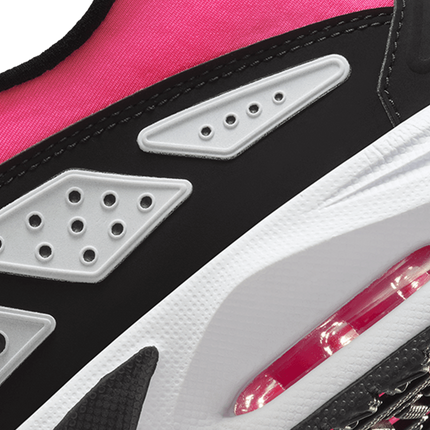 FZ2068-600 Nike Women's Air Max SNDR Hyper Pink and Black (Women's)