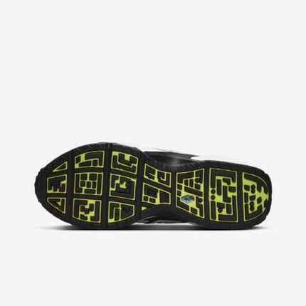 FZ2068-700 Nike Women's Air Max SNDR Volt and Black (Women's)