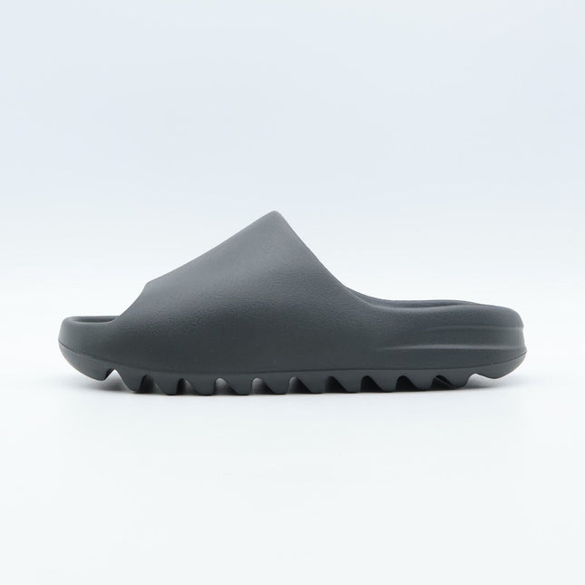 ID5103 adidas YEEZY Slide Dark Onyx (Men's)