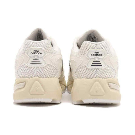 ML725CA New Balance 725 Off White Black (Men's)