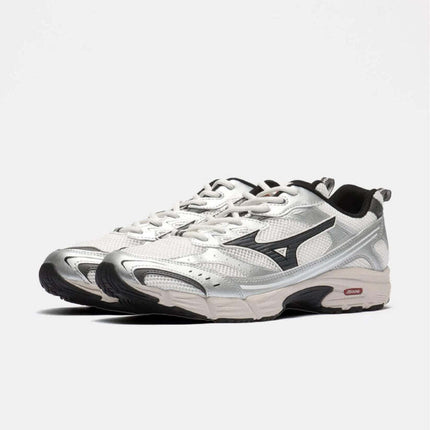 D1GA245101 Mizuno MXR OG White Black Silver (Men's)