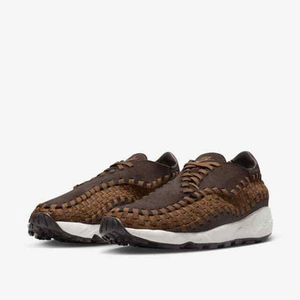 FB1959-200 Nike Air Footscape Woven Saturn Gold and Earth (Women's)