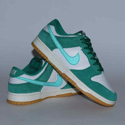 HQ1519-030 Nike Dunk Low SE Malachite (Men's)