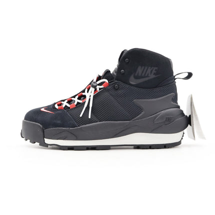 FN0563-001 sacai Nike Magmascape Black (Men's)