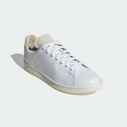 IE6002 Star Wars Nanzuka adidas Originals Stan Smith Footwear White Off (Men's)