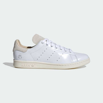 IE6002 Star Wars Nanzuka adidas Originals Stan Smith Footwear White Off (Men's)