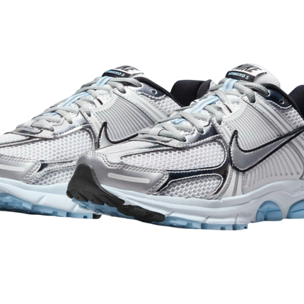 HF1877-100 Nike WMNS Zoom Vomero 5 Blue Tint (Women's)