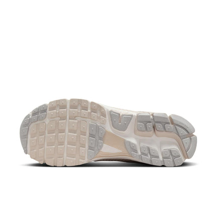 HF1553-100 Nike Vomero 5 Light Orewood brown (Men's)