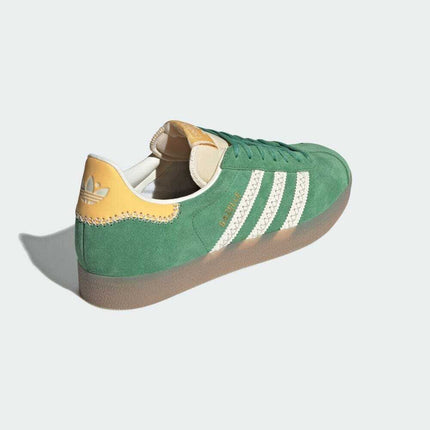 IE3692 adidas Originals Gazelle Preloved Green Cream White Semi Spark (Men's)