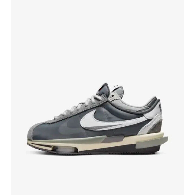 DQ0581-001 Nike Cortez 4.0 x sacai Gray