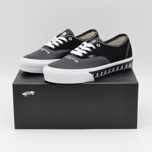 VN0A4CS4BLK1 MASTERMIND WORLD �~ Vault by Vans Authentic VLT LX