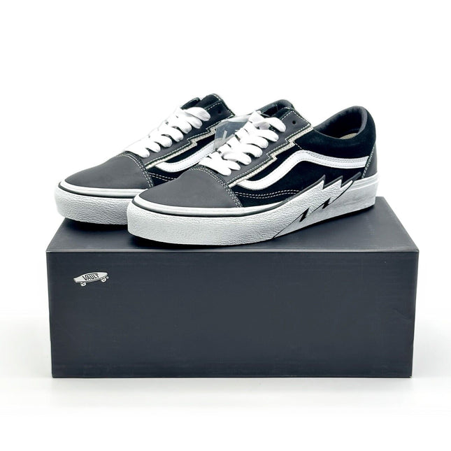 VN0007PRBLK1 MASTERMIND WORLD �~ Vault by Vans Old Skool Bolt VLT LX