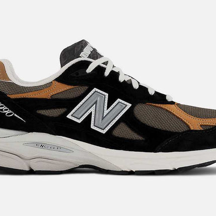 M990BB3 New Balance 990V3 Black Tan