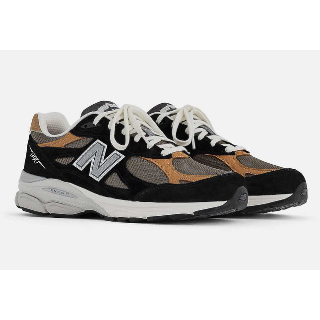 M990BB3 New Balance 990V3 Black Tan