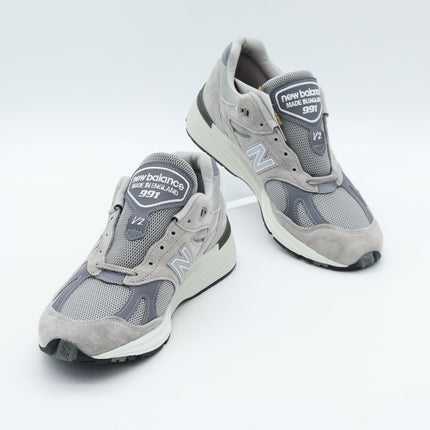 U991GL2 New Balance 991V2 Gray MiUK Rock Ridge Grey Dove Alloy Silver (Men's)